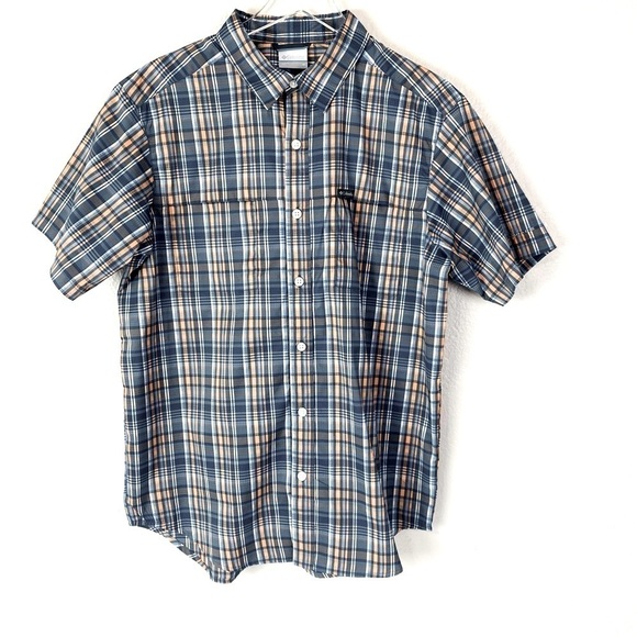 Columbia Omni Shade Short Sleeve Button Up Shirt Size M - Picture 1 of 6